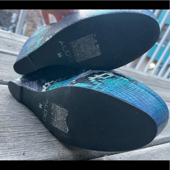 ALDO snakeskin blue animal print platform shoes heels rare leather slip on 8 - Picture 7 of 7